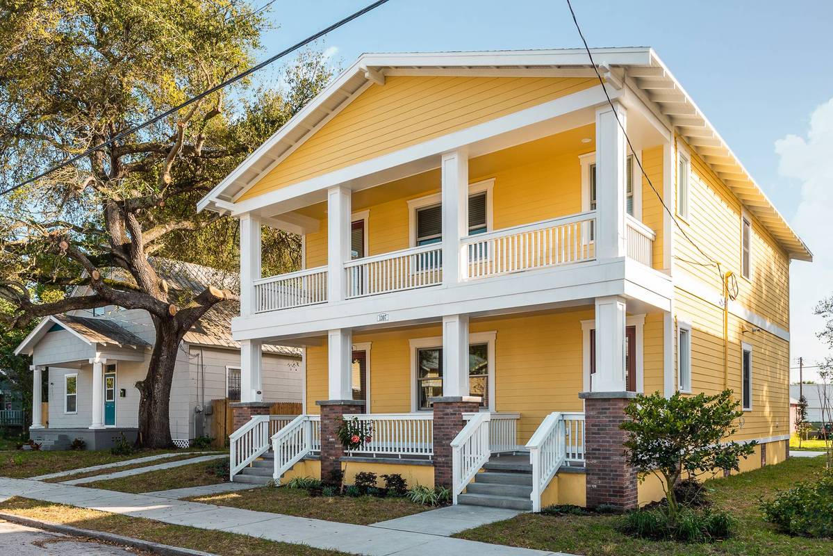 Turn Key Duplex in the heart of Tampa!Real Estate Investment Properties